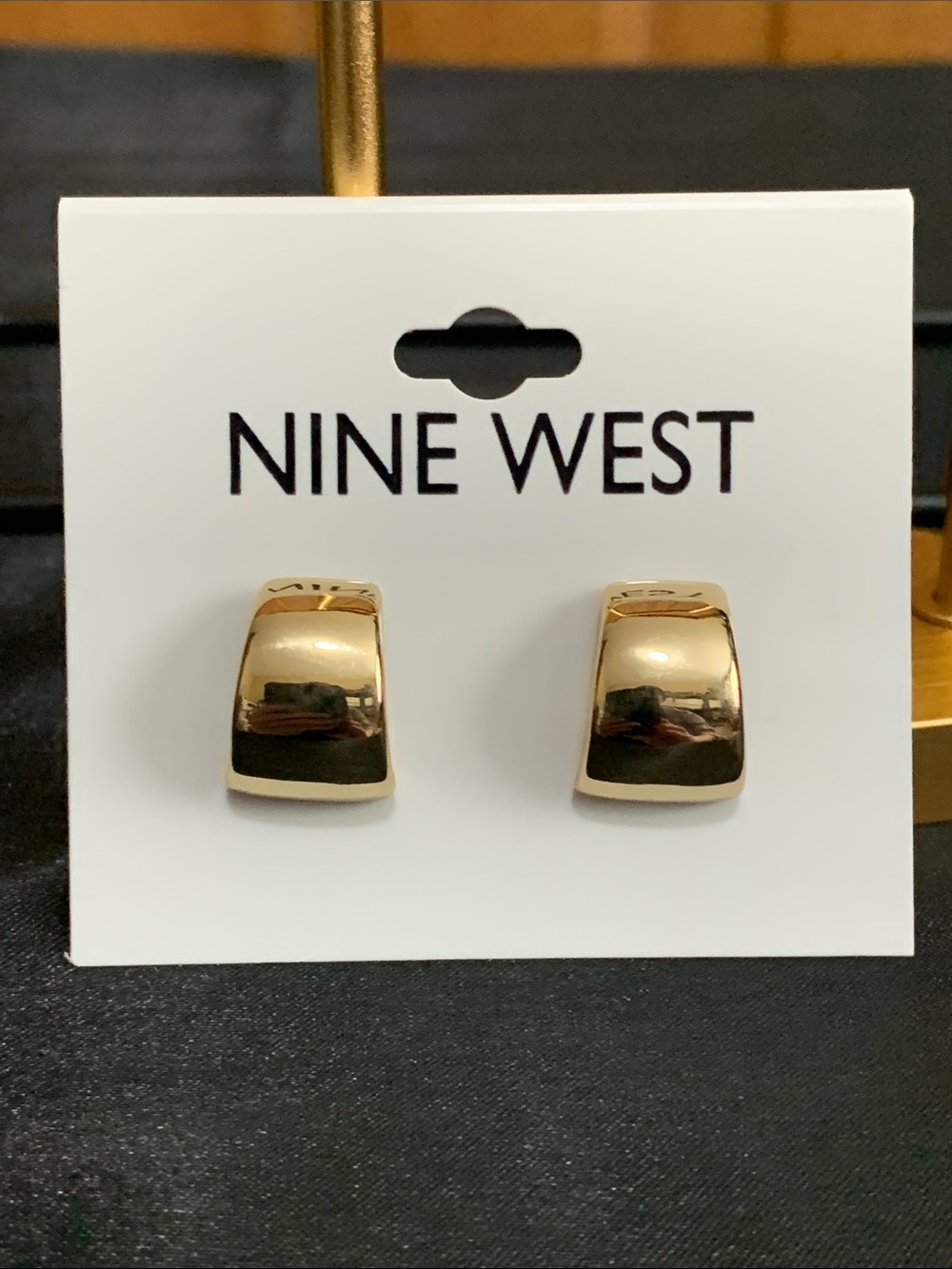 NWT Nine West gold tone earrings